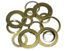 Антифрикционные зажимные кольца всегда в комплекте, если предусмотрено конструкцией кабельного ввода.